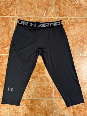 Under Armor Mens XL Heat Gear Black Leggings Compression Pants Capri